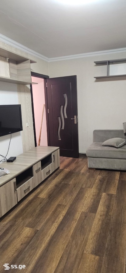 6 - 2 rooms