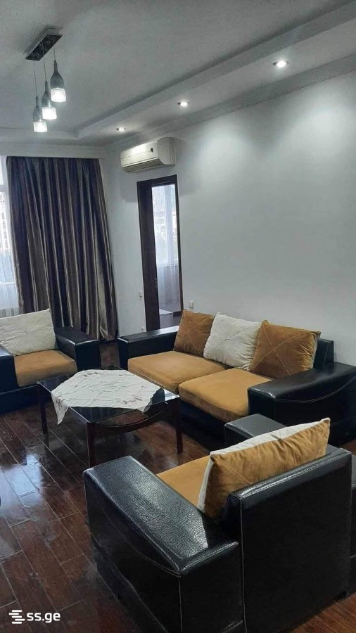44 - 4 rooms
