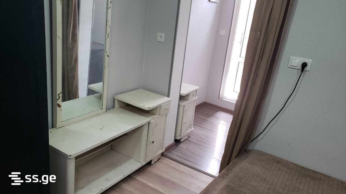Antimoz Iveriel st. 1 - 1 rooms