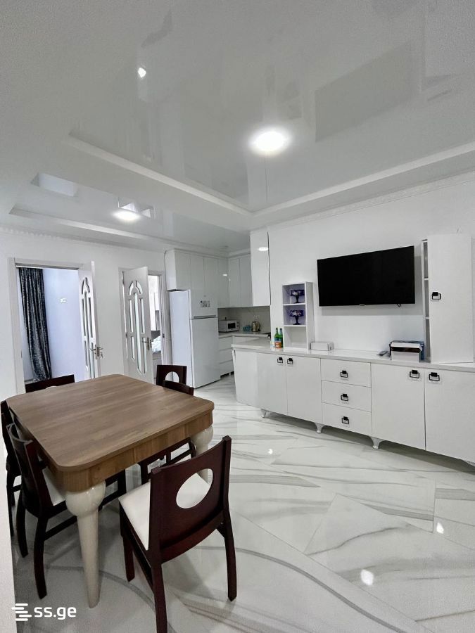 61 - 4 rooms