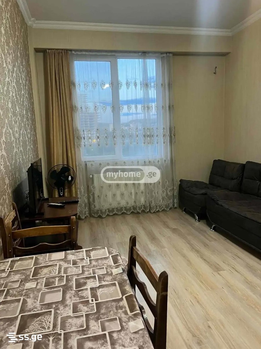 a.wereTlis avenue 0 - 2 rooms