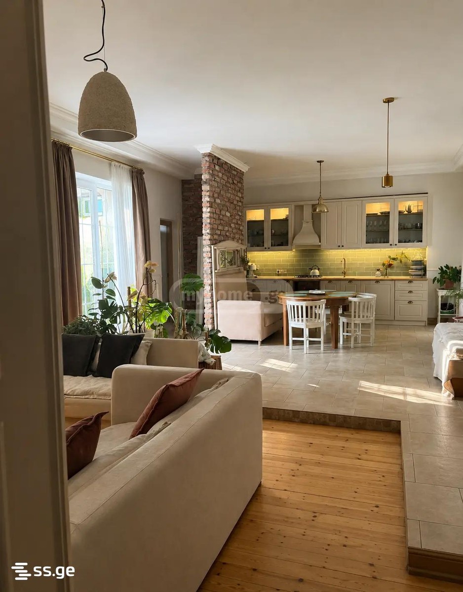 B. Zghenti St. 46 - 3 rooms