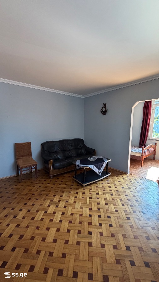 7 - 1 rooms