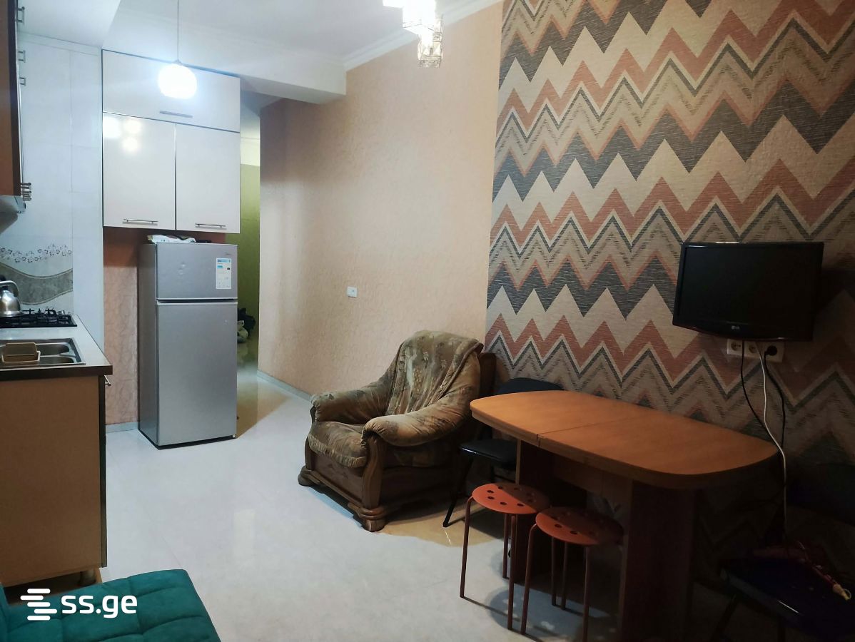 Chargali st. (Sanzona) - 3 rooms