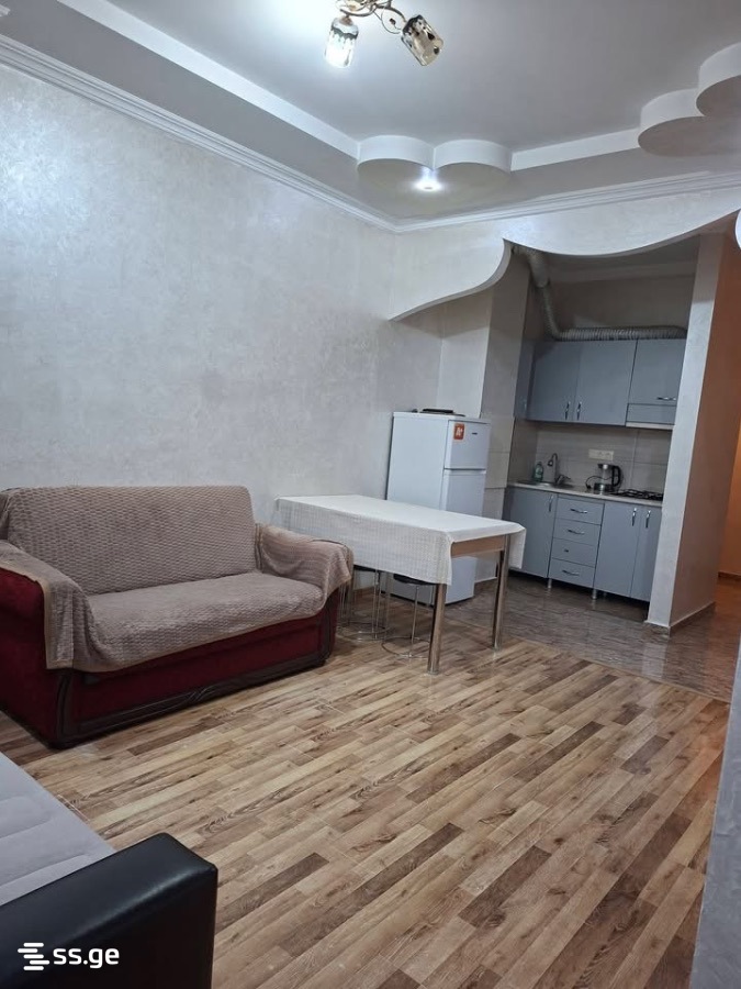 Sh. Inasaridze St. 8 - 3 rooms