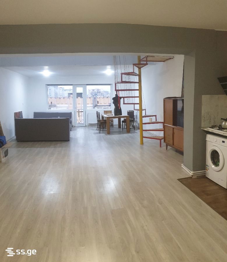 ioane petritsi st. 4 - 4 rooms