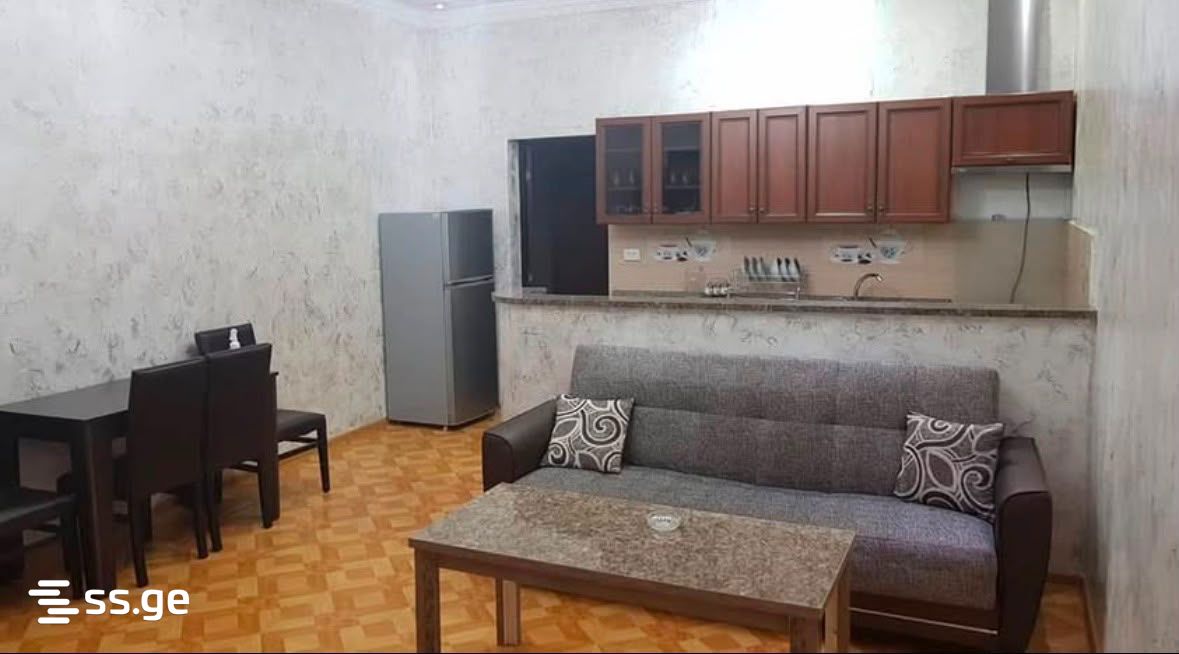 4 - 3 rooms