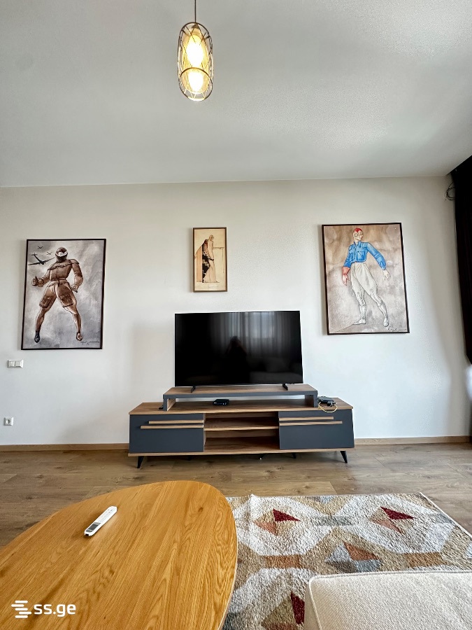 Kazbegi avenue 15 - 5 rooms