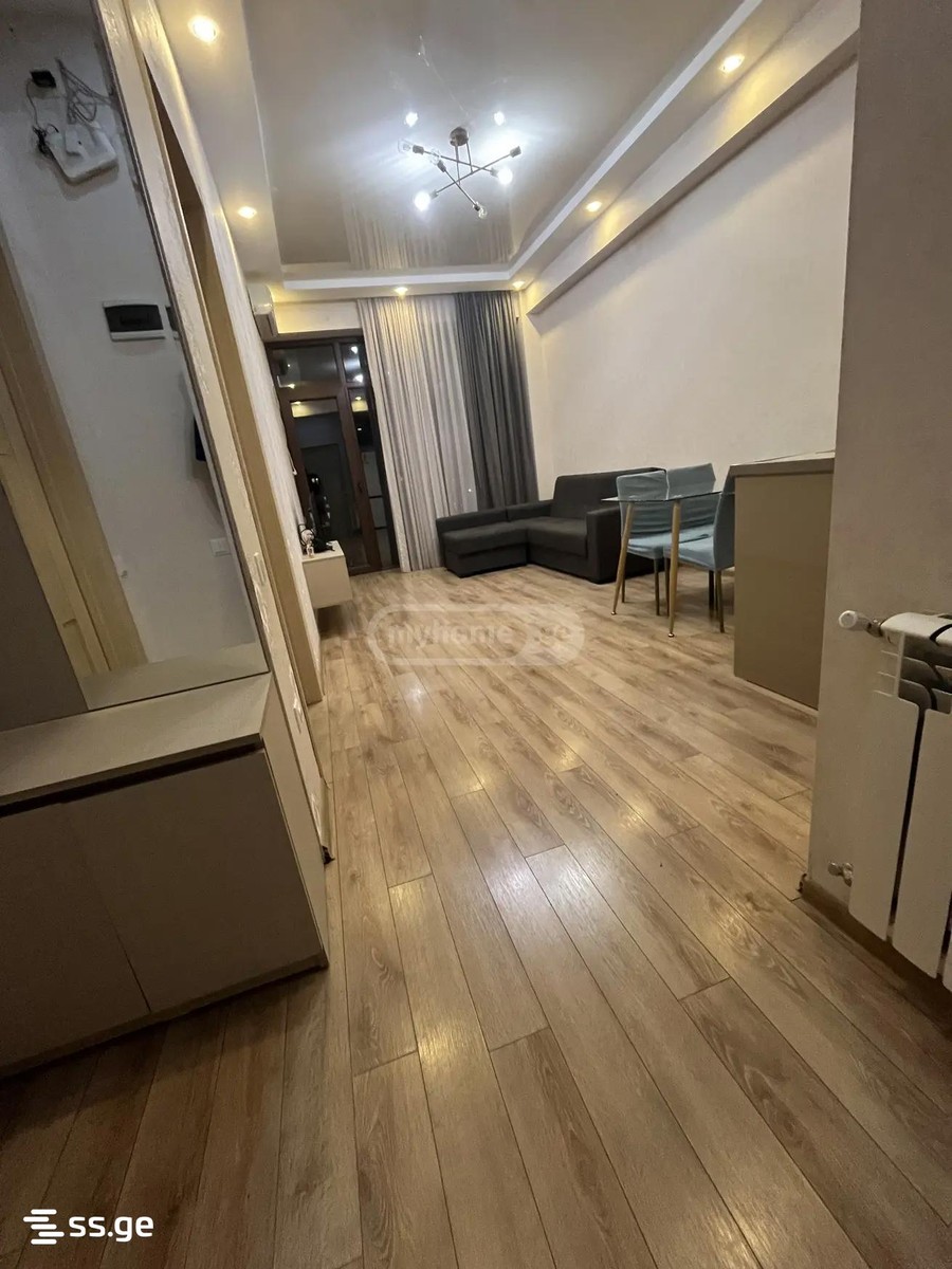 parnavaz mepe avenue 35 - 2 rooms
