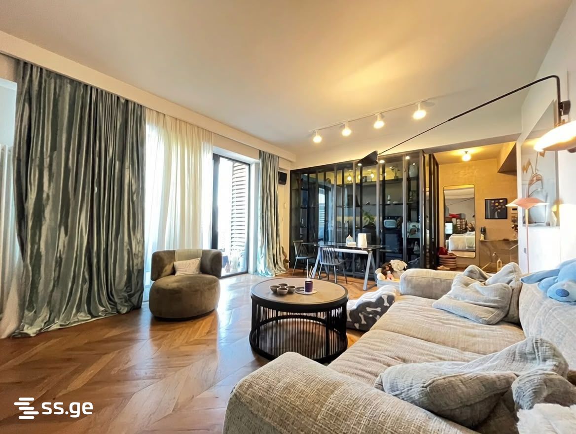 Iasamnebi st. - 5 rooms