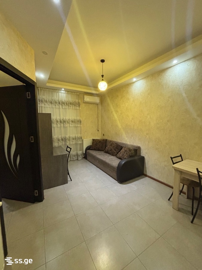 parnavaz mepe avenue 35 - 2 rooms