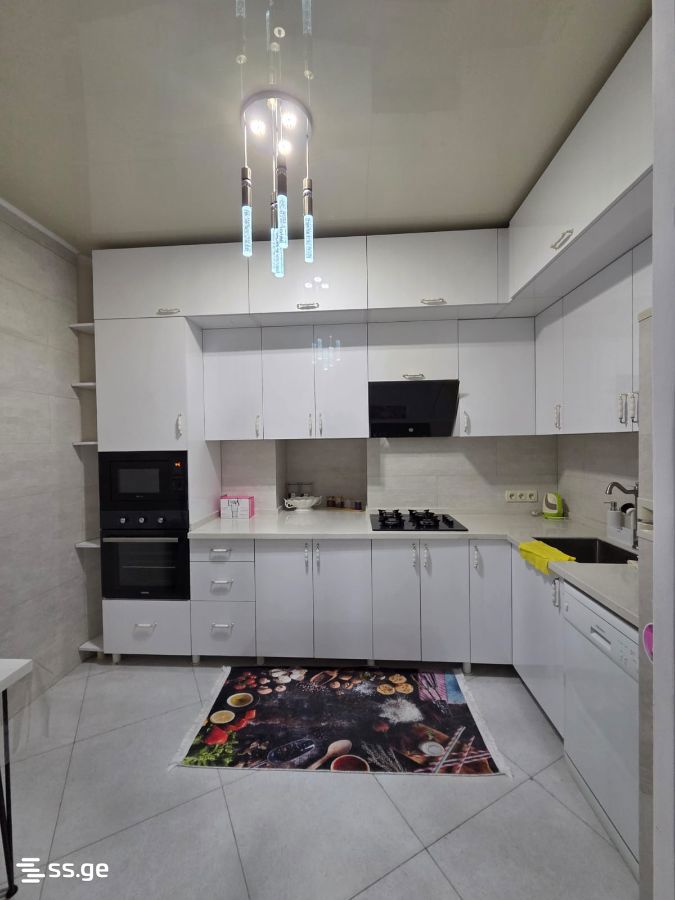 Leonidze st. 17 - 3 rooms