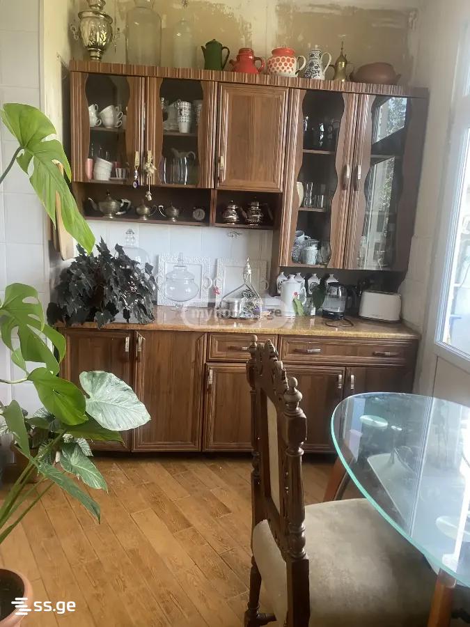 barnovi st. - 3 rooms