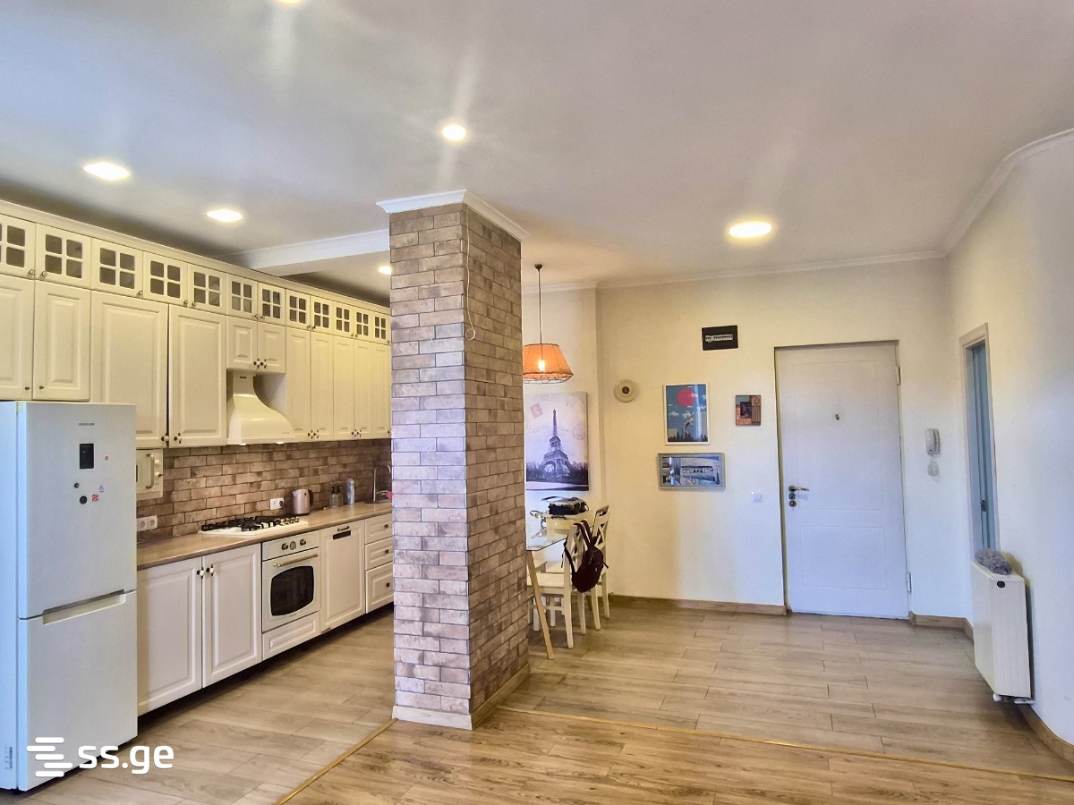 David Agmashenebeli st. - 3 rooms