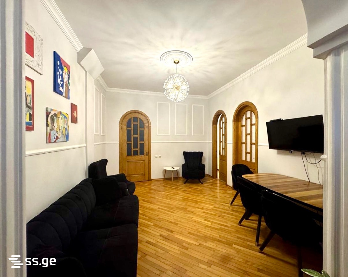 Sh. Rustaveli Ave. 59 - 3 rooms