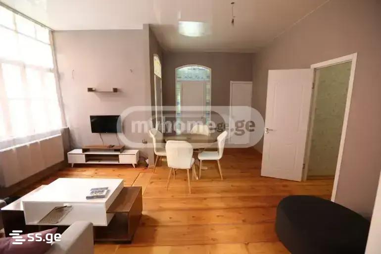 zaarbruken square - 3 rooms