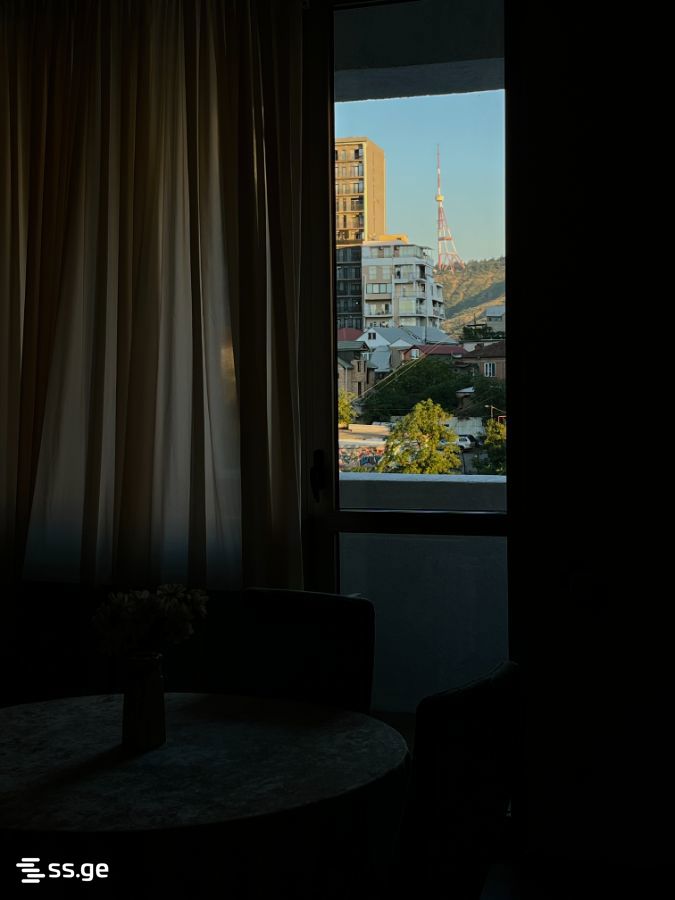 bakhtrioni st. 11 - 2 rooms