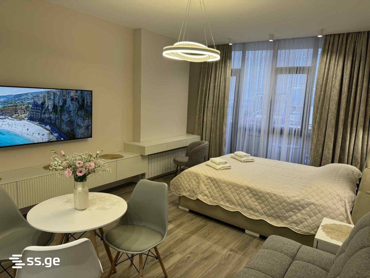 79 - 1 rooms