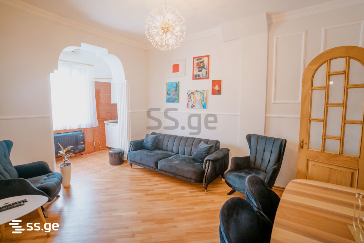 Sh. Rustaveli Ave. 59 - 3 rooms
