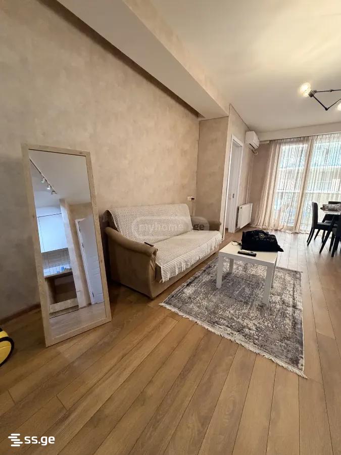 chkondideli st. 111 - 3 rooms