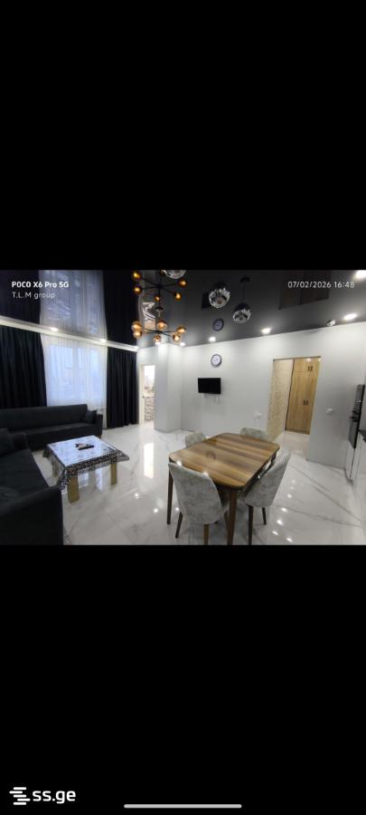 48 - 3 rooms