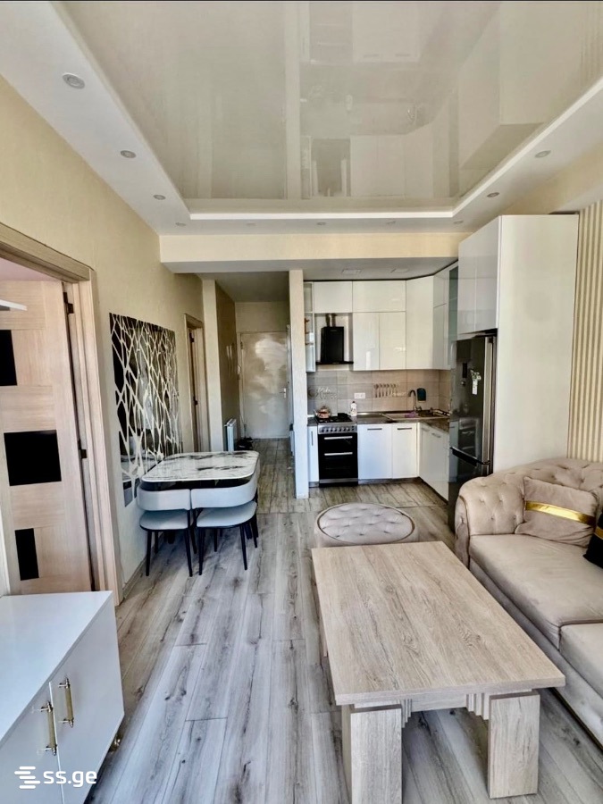 petre imeri st. 6 - 3 rooms