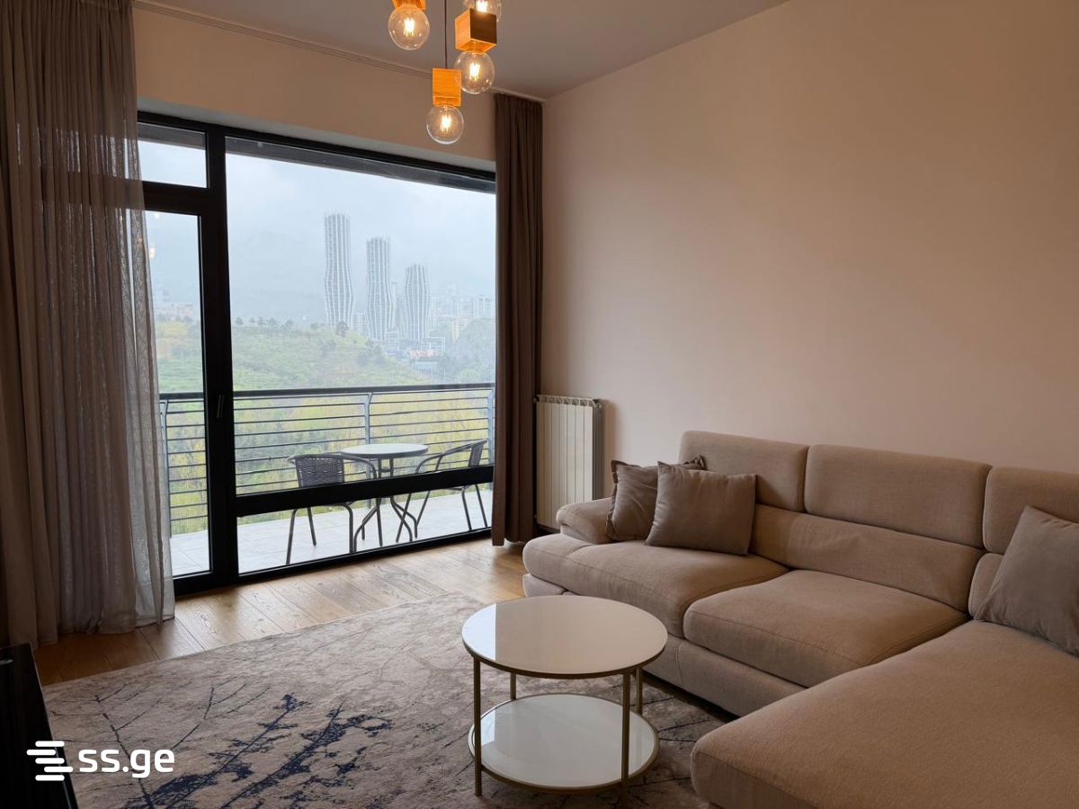 Tamarashvili st. (Saburtalo) - 4 rooms