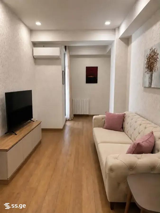Kosmonavtebi coast - 2 rooms