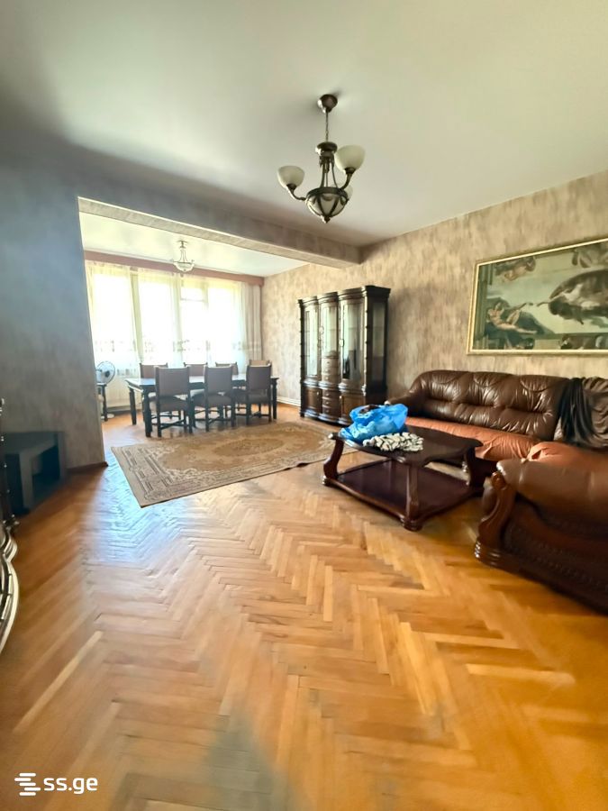 s. cincadze st 5 - 4 rooms