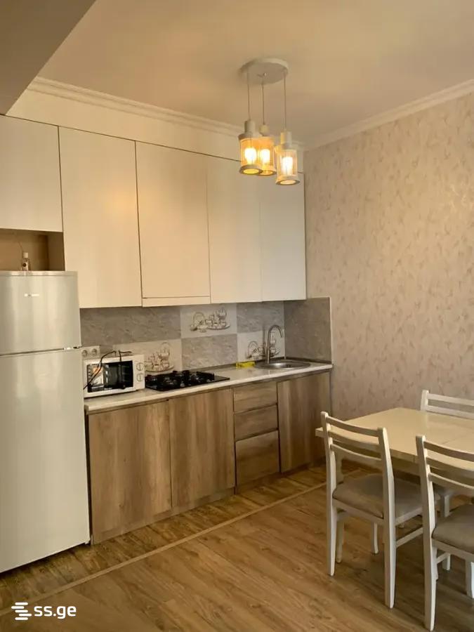 Tinatini st. 4 - 2 rooms