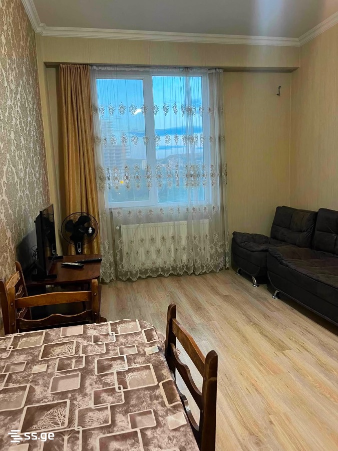a.wereTlis avenue - 2 rooms
