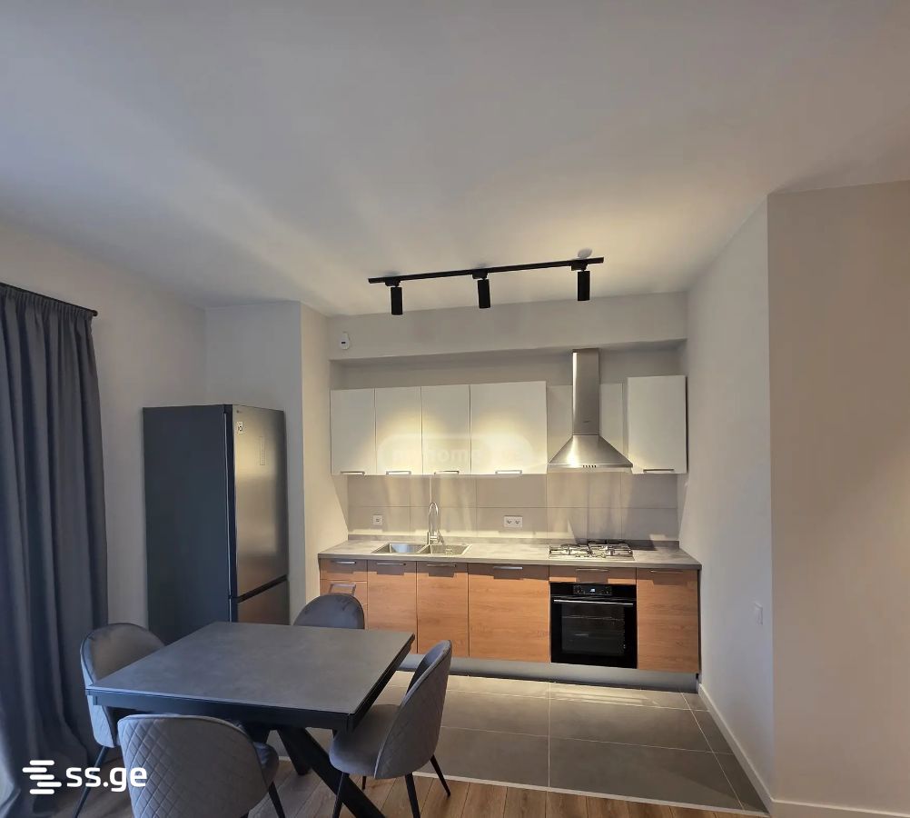 Marshal Archil Gelovani Ave. - 3 rooms