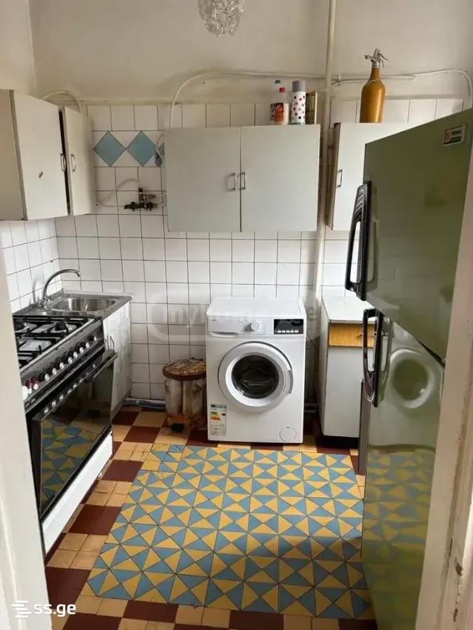 Beri Gabriel Salosi Ave. - 2 rooms