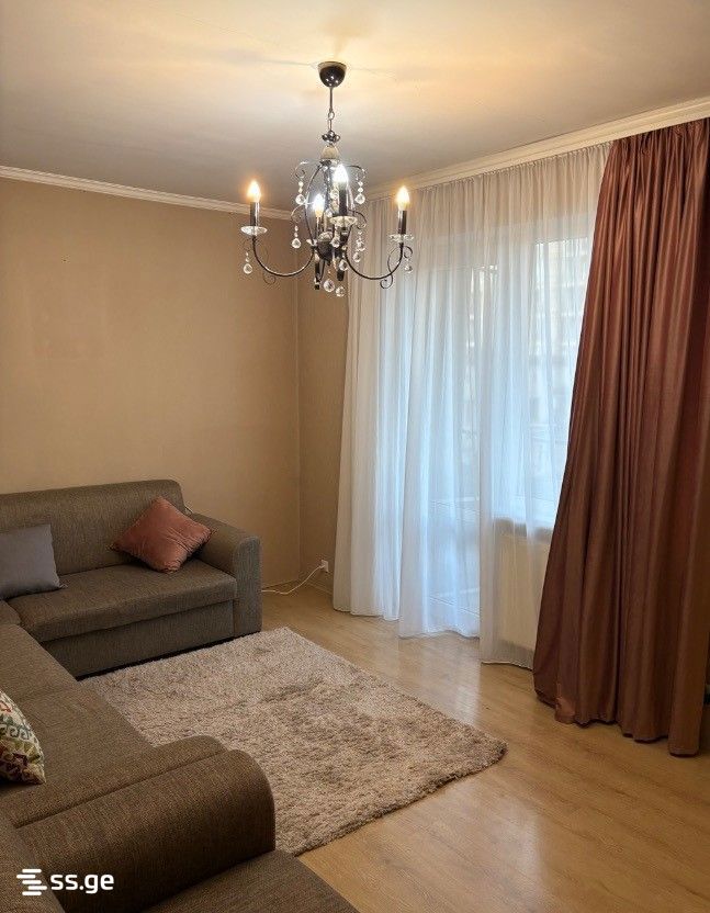 bakhtrioni st. 20 - 2 rooms