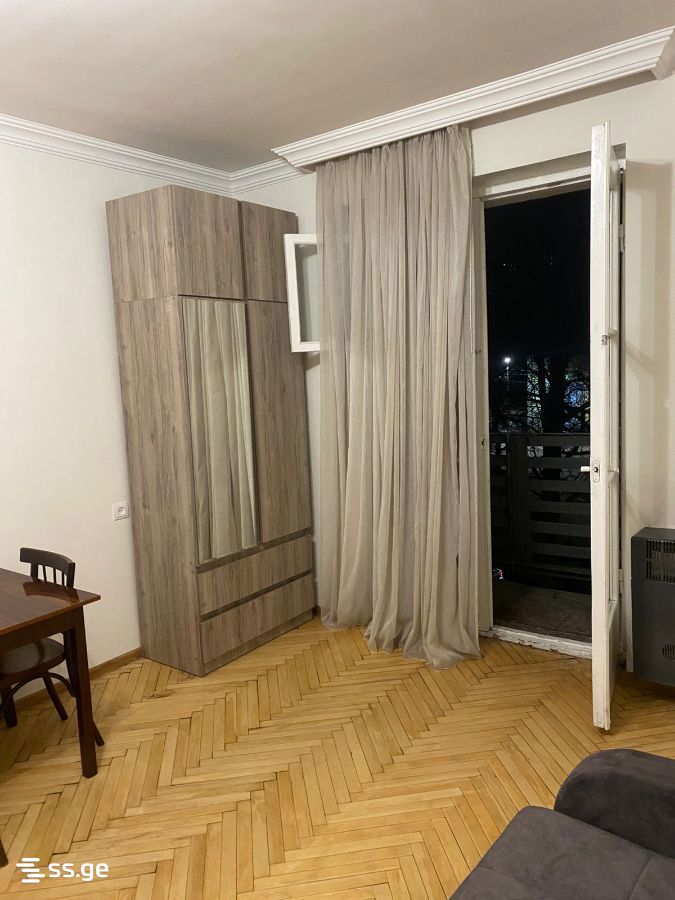 Bogdan Khmelnytskyi IV Lane 0 - 1 rooms