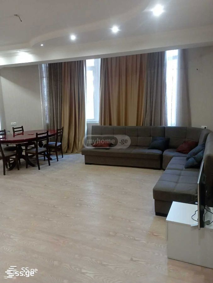 s. cincadze st 41 - 4 rooms