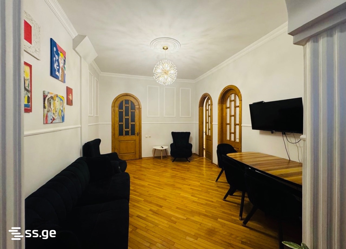 Sh. Rustaveli Ave. 59 - 3 rooms