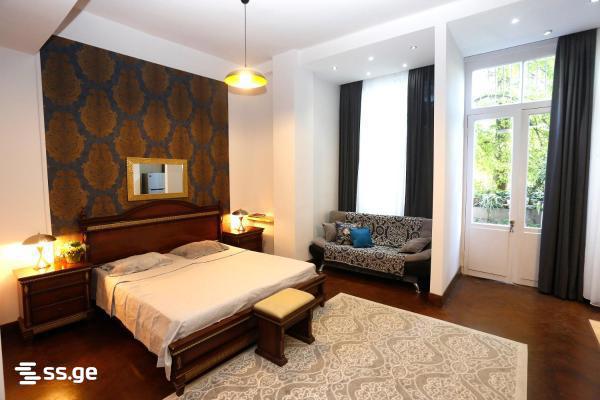 n. nikoladze st. 5 - 1 rooms