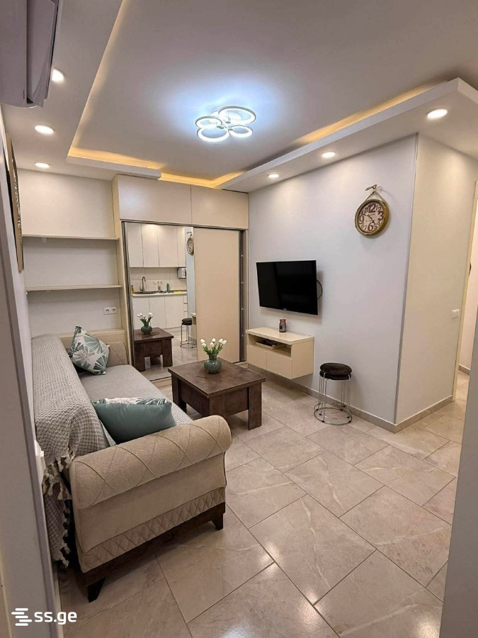 R. Nizharadze st. 18 - 2 rooms