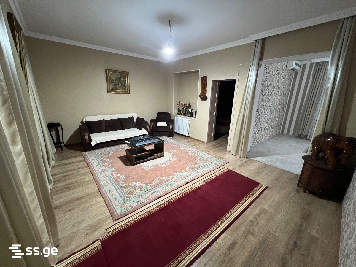 Javakhishvili St. 2 - 5 rooms