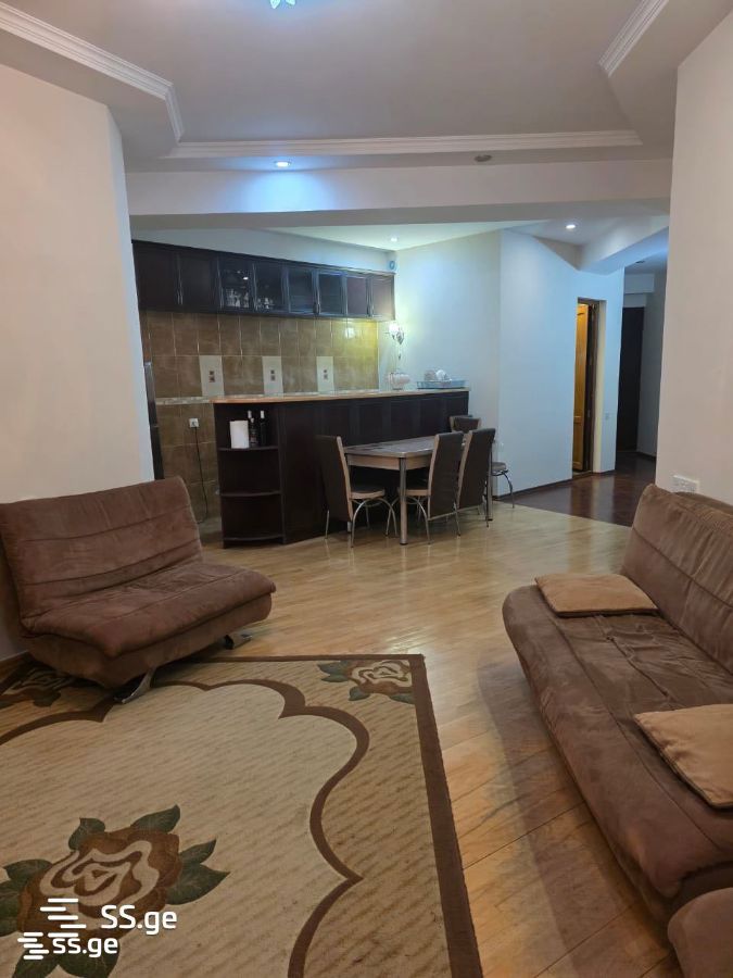 R. Chkhikvadze st. 8 - 3 rooms