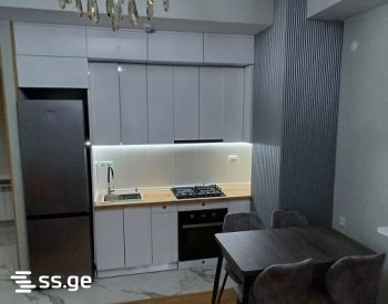 mirckhulava st. 9 - 3 rooms