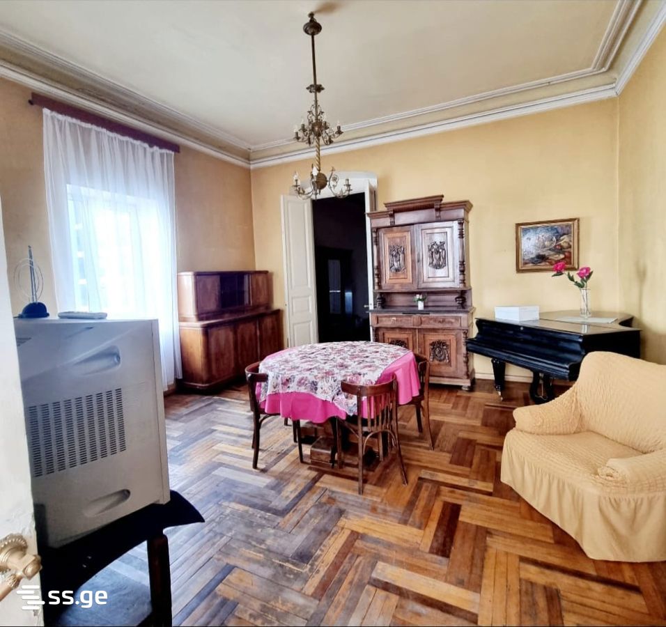 u. chkheidze st. 15 - 2 rooms