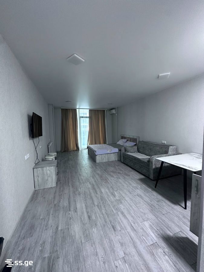 6 - 1 rooms