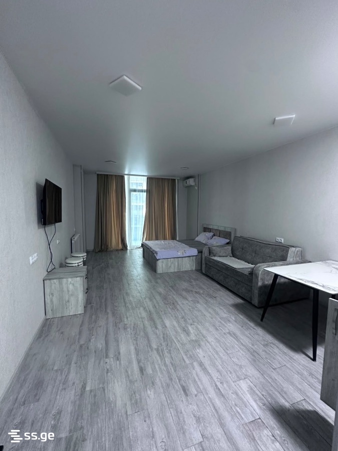 6 - 1 rooms
