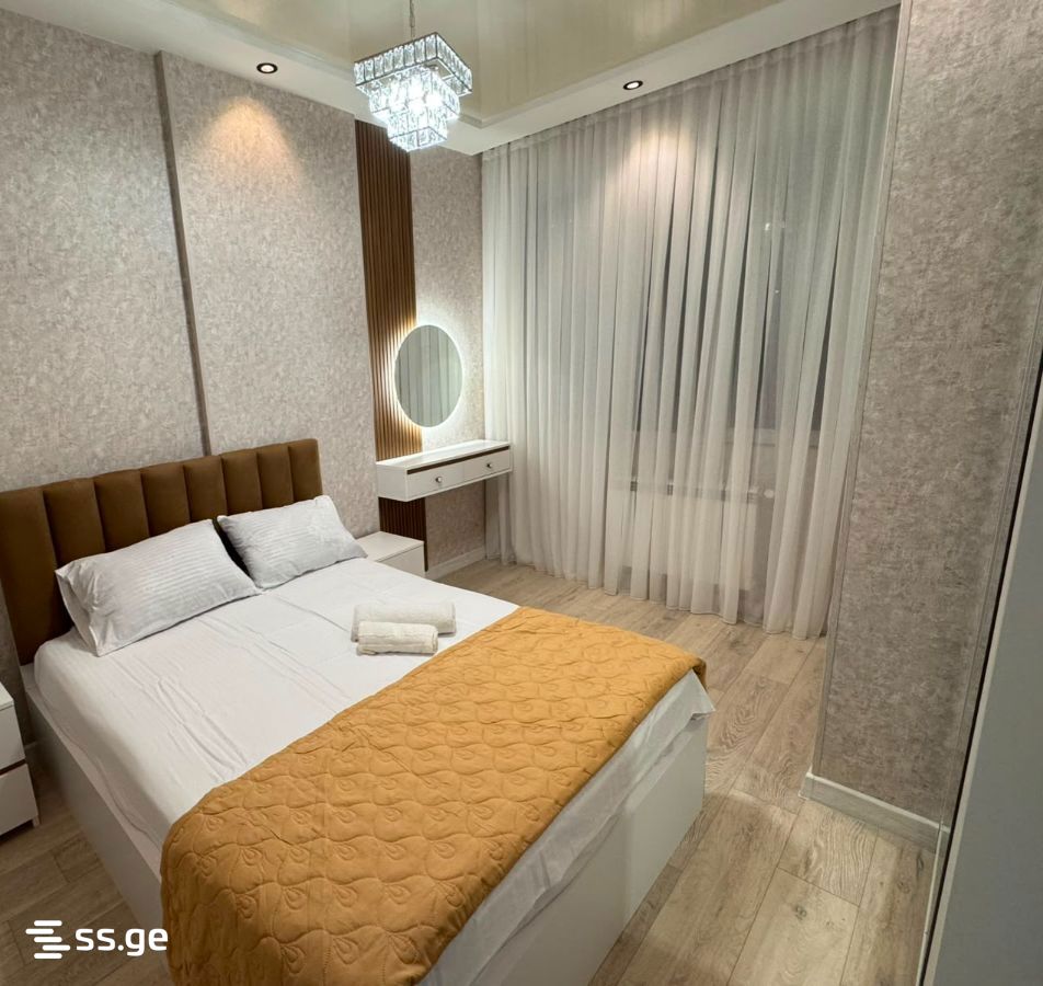 5 - 3 rooms