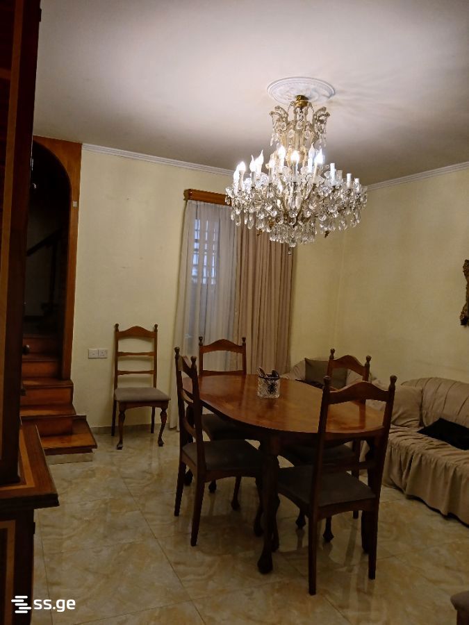 Ts. Dadiani st. (nadzaladevi) - 5 rooms