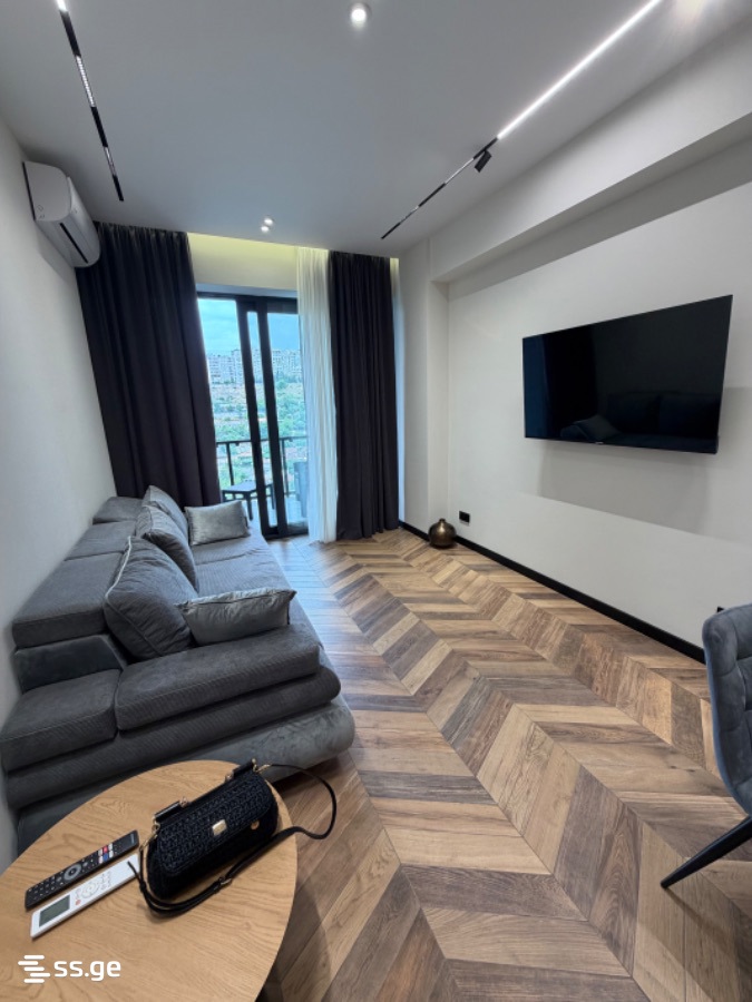 kipshidze st. 15 - 2 rooms