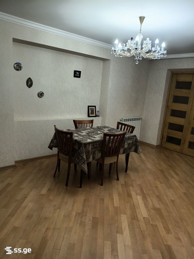 Ts. Dadiani st. (nadzaladevi) 34 - 4 rooms