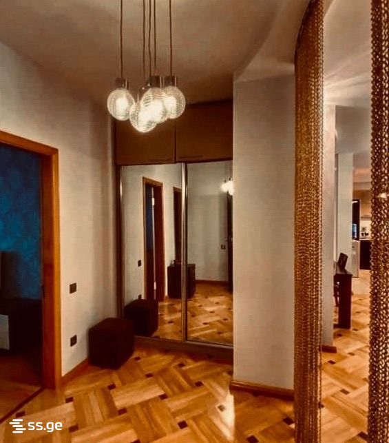 nucubidze st. 111 - 4 rooms